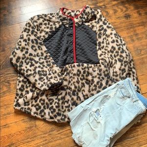 🐆Maurices Leopard Print Pullover Fuzzy Sweater🐆